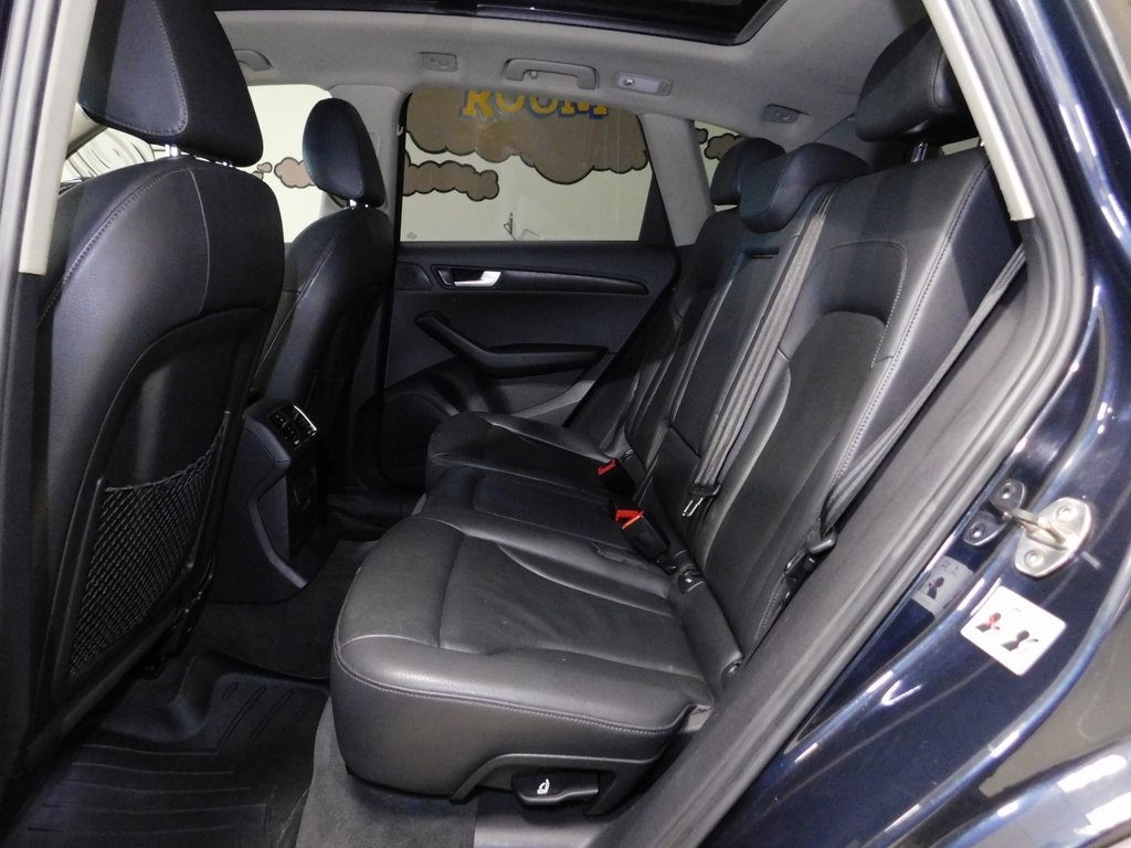 Audi Q5 2.0 quattro Premium 2012