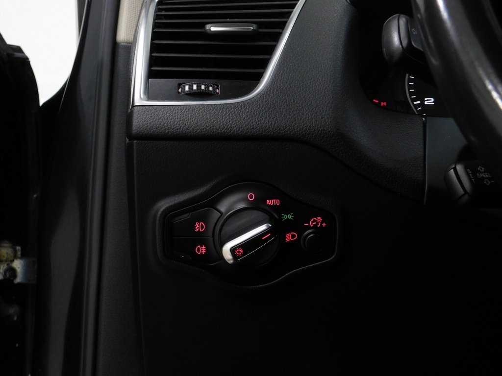 Audi Q5 2.0 quattro Premium 2012