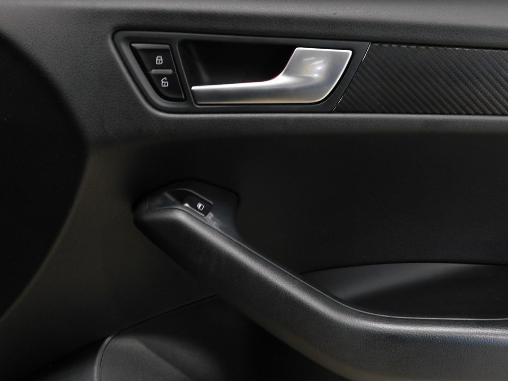 Audi Q5 2.0 quattro Premium 2012