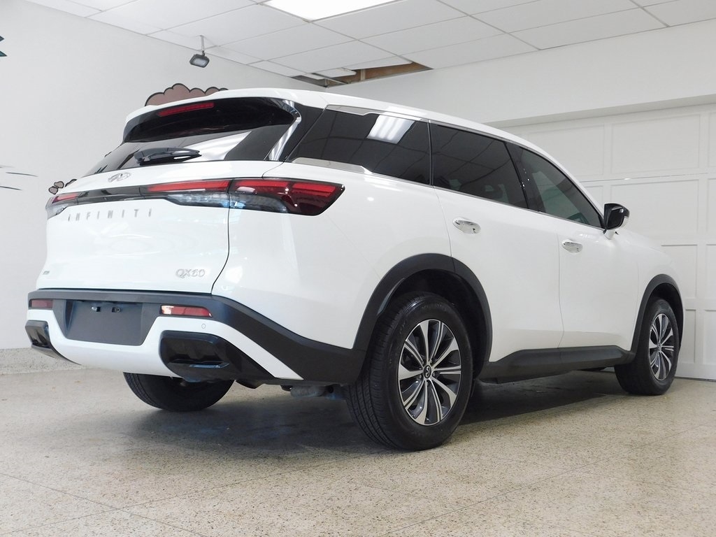 2023 Infiniti QX60 Pure AWD photo 3