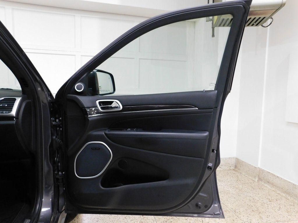 Jeep Grand Cherokee Overland 4WD 2016