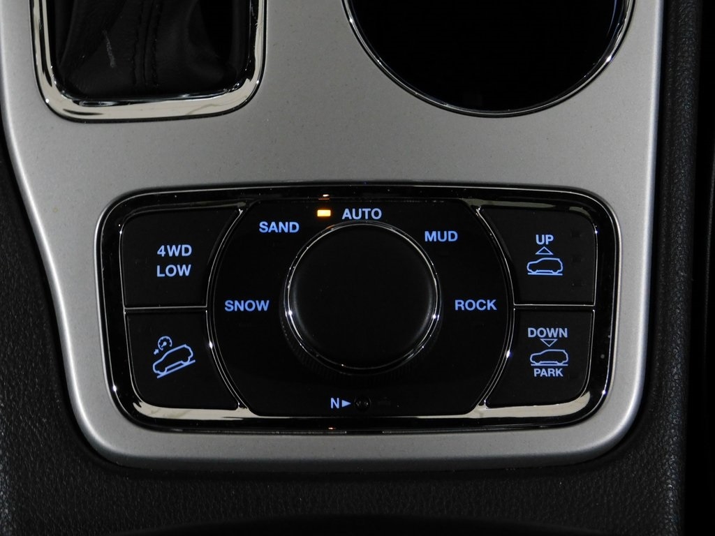 Jeep Grand Cherokee Overland 4WD 2016