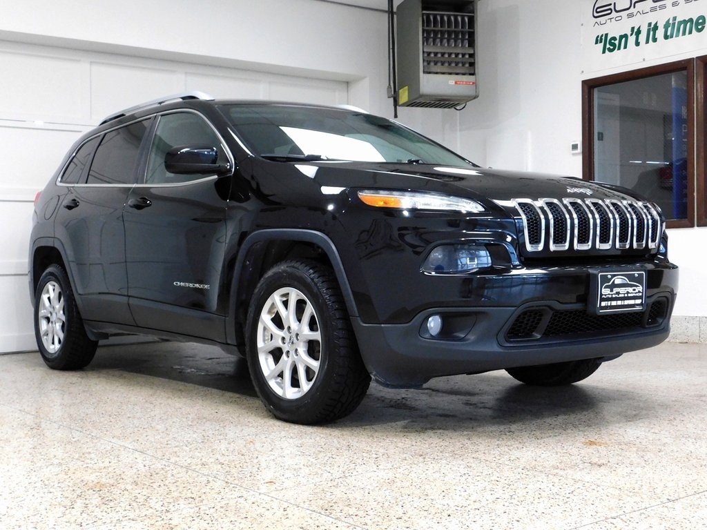 Jeep Cherokee Latitude 4WD 2017