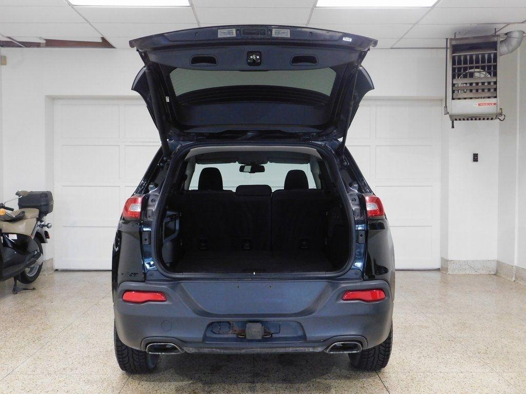 Jeep Cherokee Latitude 4WD 2017