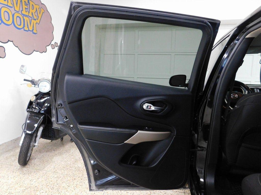 Jeep Cherokee Latitude 4WD 2017