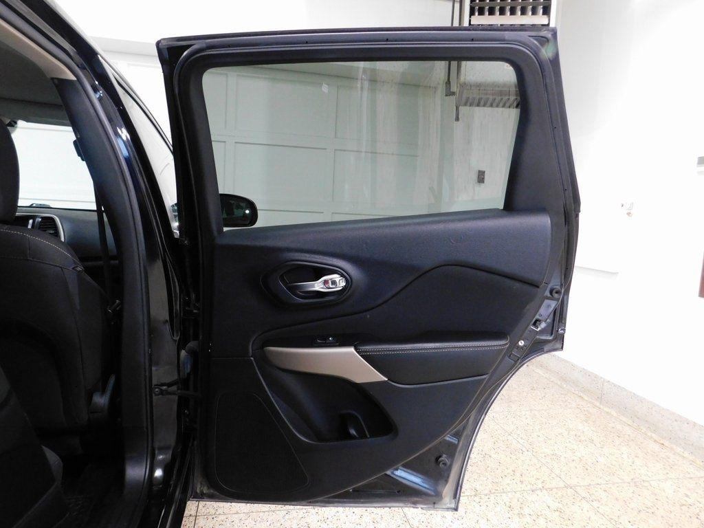 Jeep Cherokee Latitude 4WD 2017