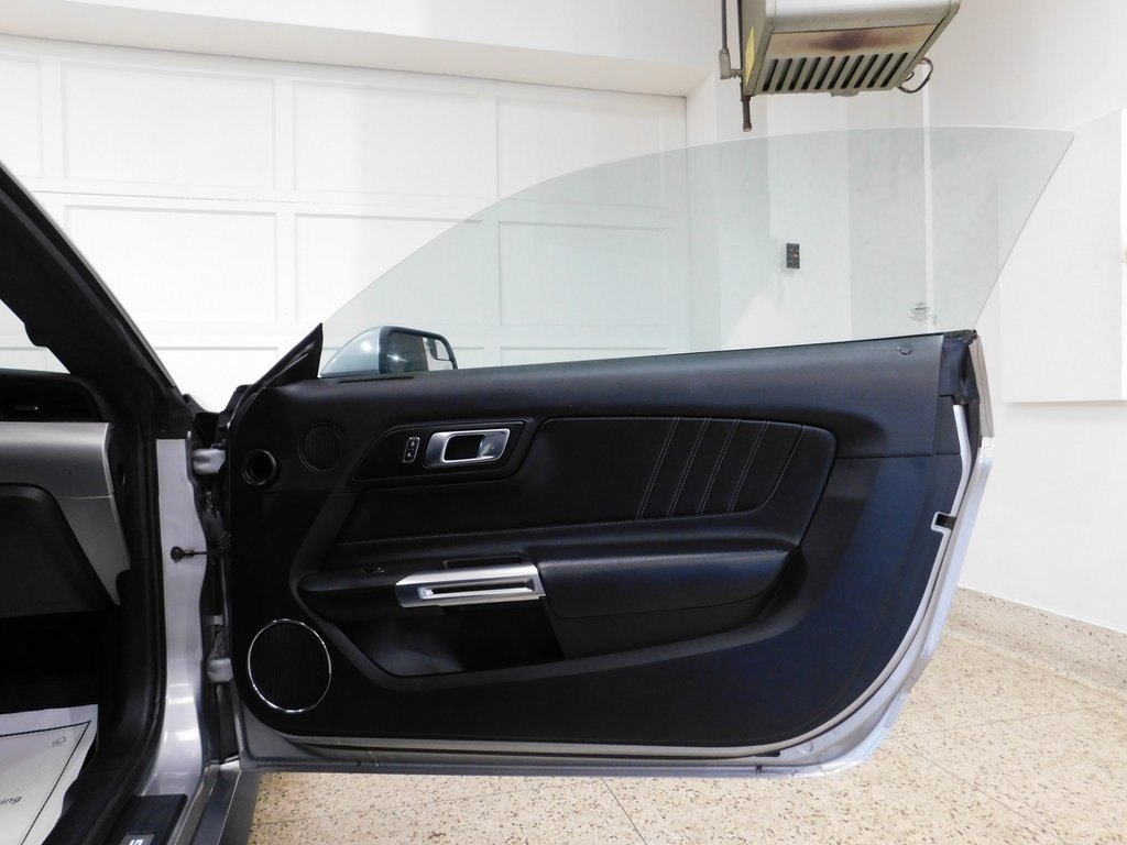 Ford Mustang EcoBoost Premium Convertible 2020