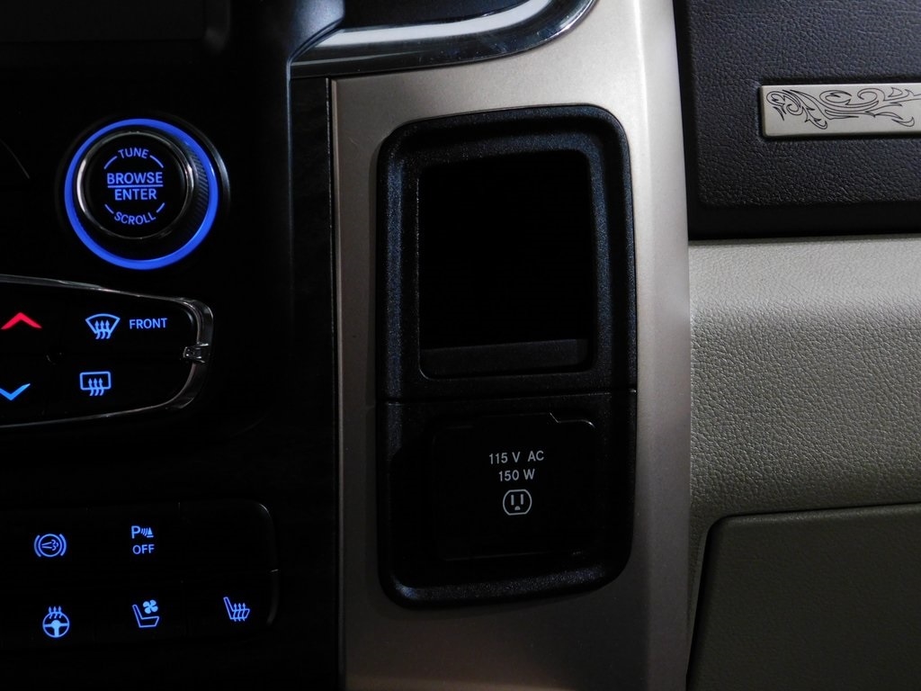 RAM 3500 Longhorn Mega Cab 4WD DRW 2015