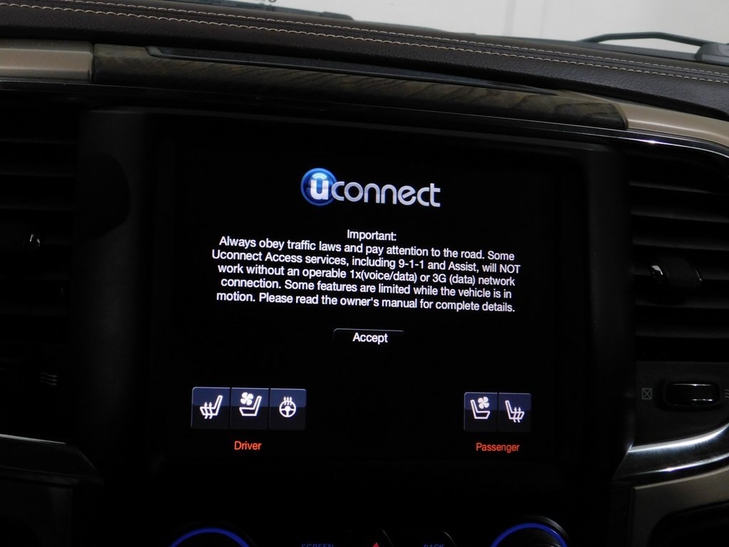 RAM 3500 Longhorn Mega Cab 4WD DRW 2015