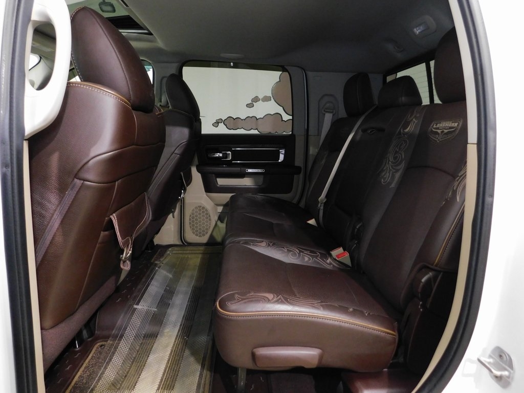 RAM 3500 Longhorn Mega Cab 4WD DRW 2015