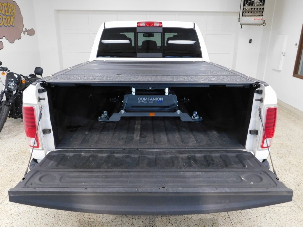 RAM 3500 Longhorn Mega Cab 4WD DRW 2015