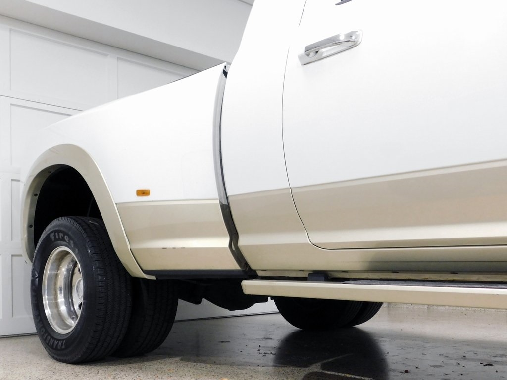 RAM 3500 Longhorn Mega Cab 4WD DRW 2015