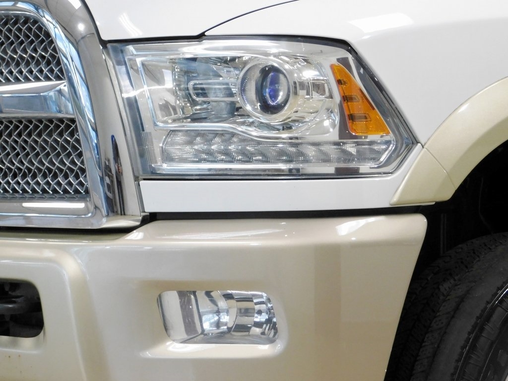 RAM 3500 Longhorn Mega Cab 4WD DRW 2015