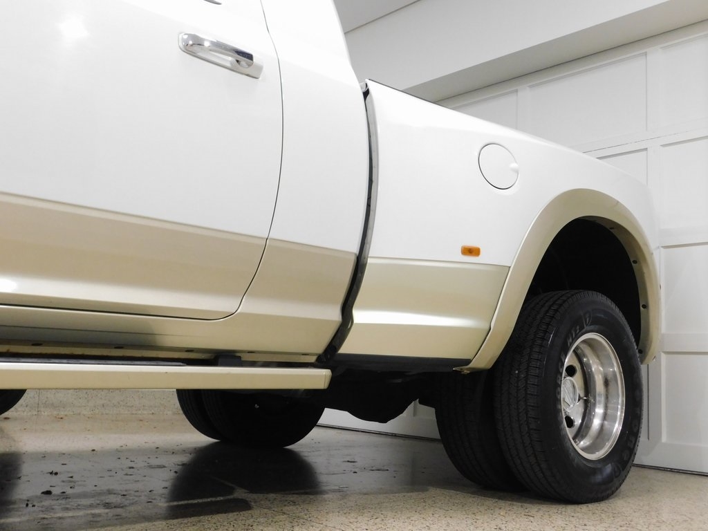 RAM 3500 Longhorn Mega Cab 4WD DRW 2015