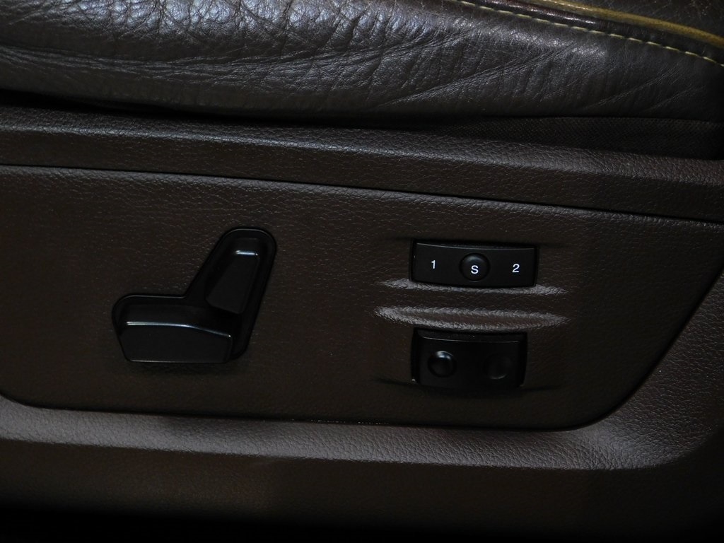 RAM 3500 Longhorn Mega Cab 4WD DRW 2015