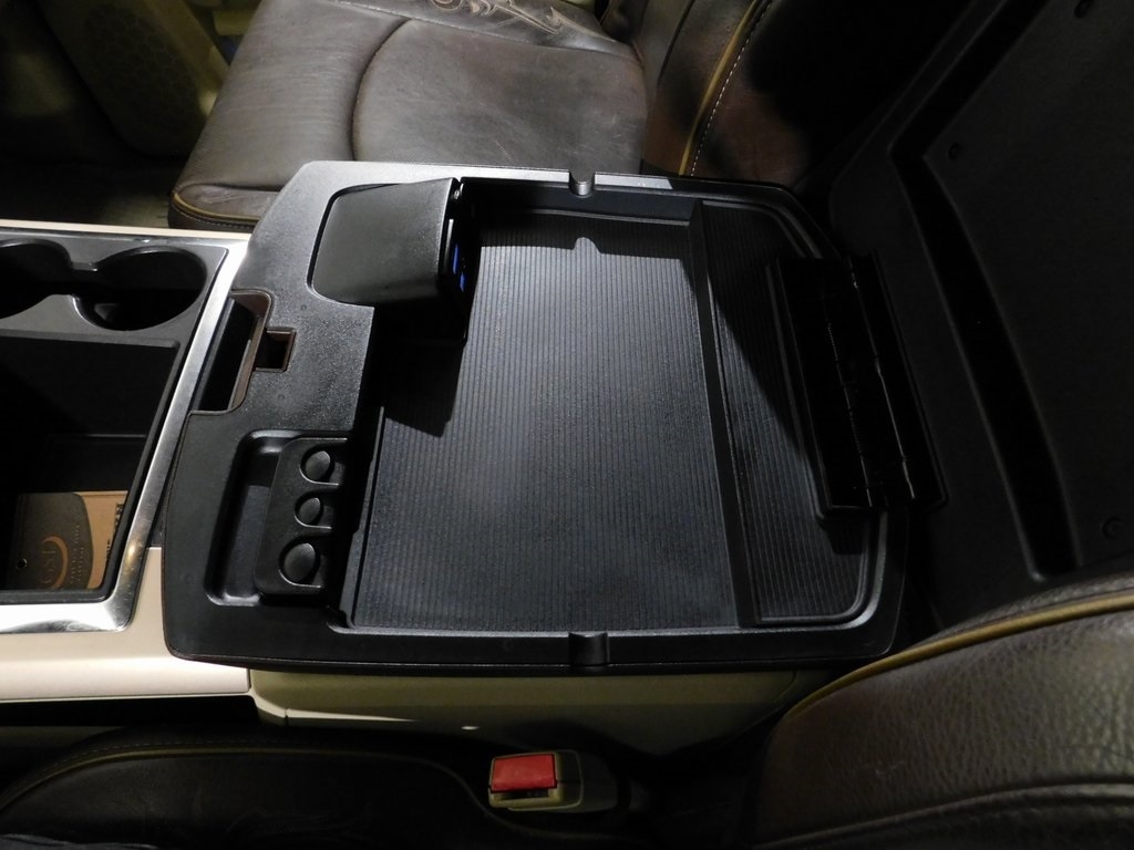 RAM 3500 Longhorn Mega Cab 4WD DRW 2015