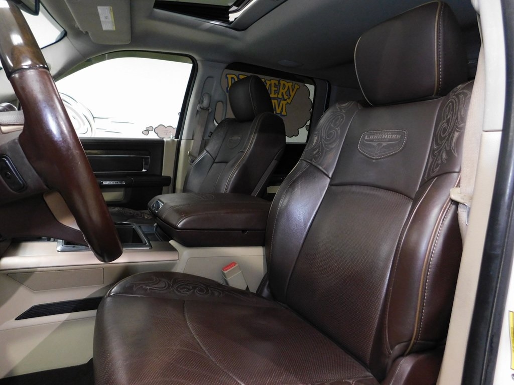 RAM 3500 Longhorn Mega Cab 4WD DRW 2015