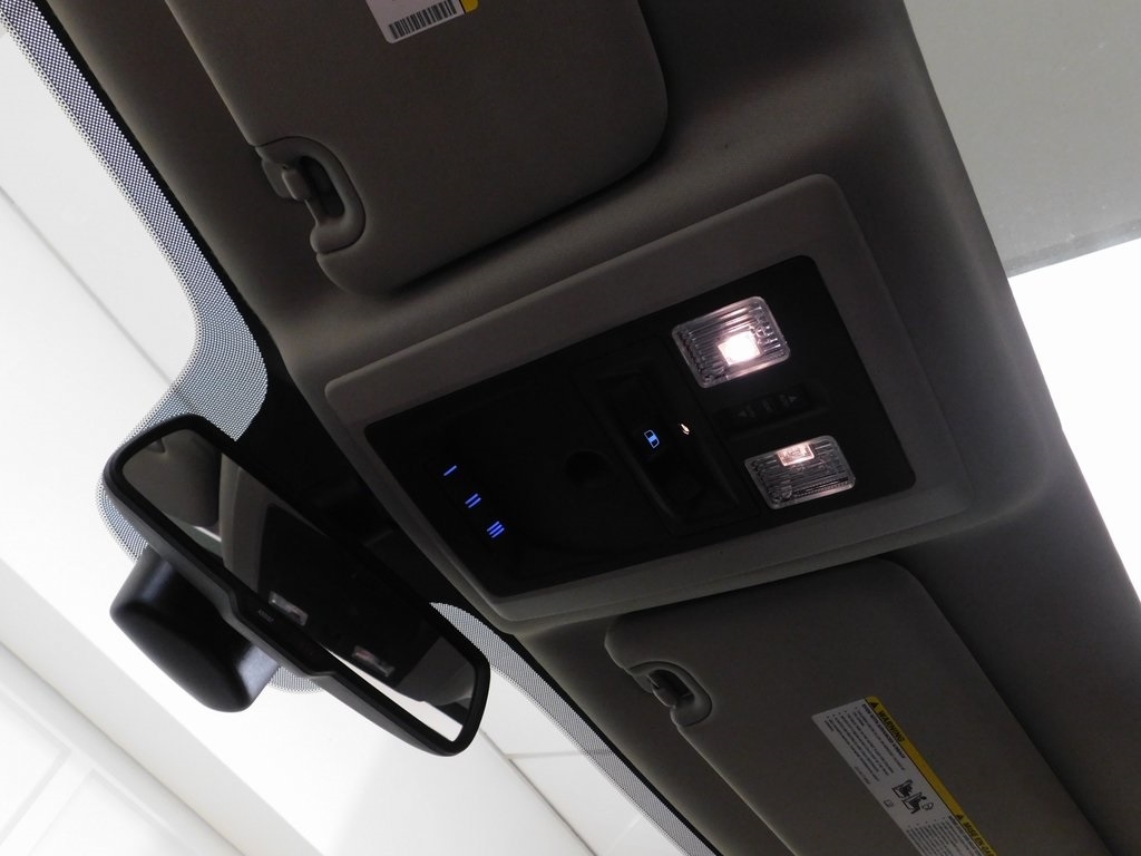 RAM 3500 Longhorn Mega Cab 4WD DRW 2015