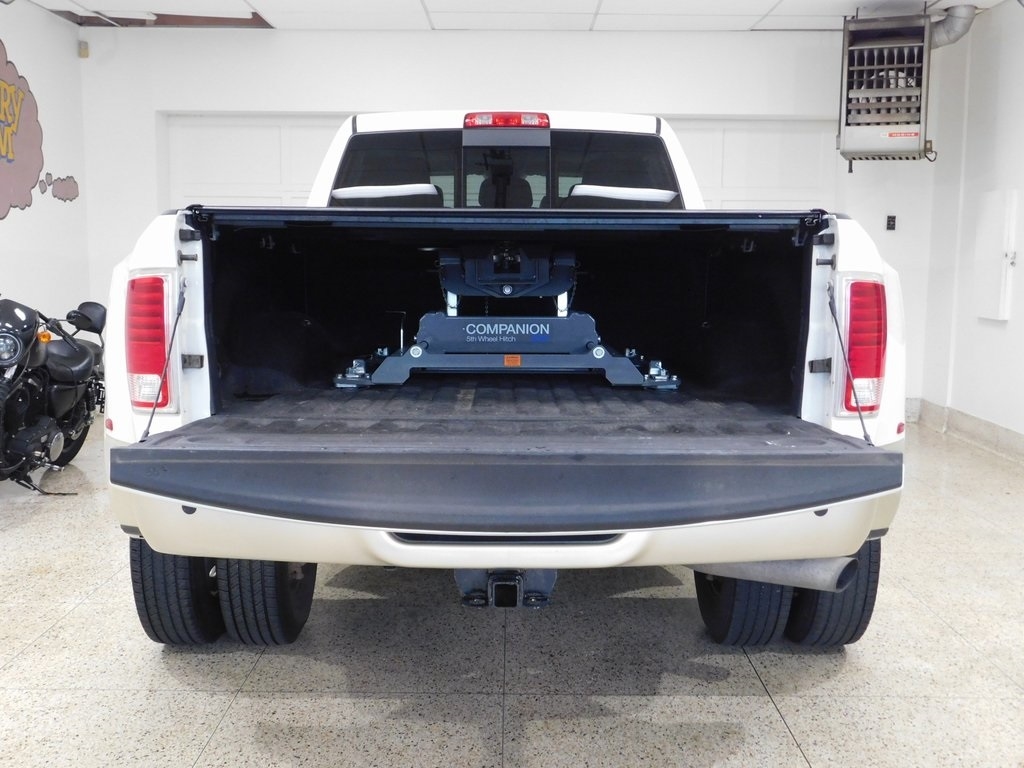 RAM 3500 Longhorn Mega Cab 4WD DRW 2015