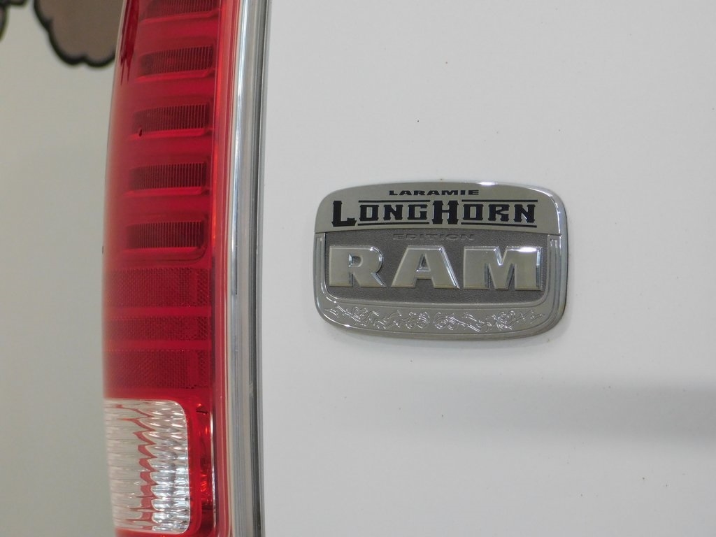RAM 3500 Longhorn Mega Cab 4WD DRW 2015