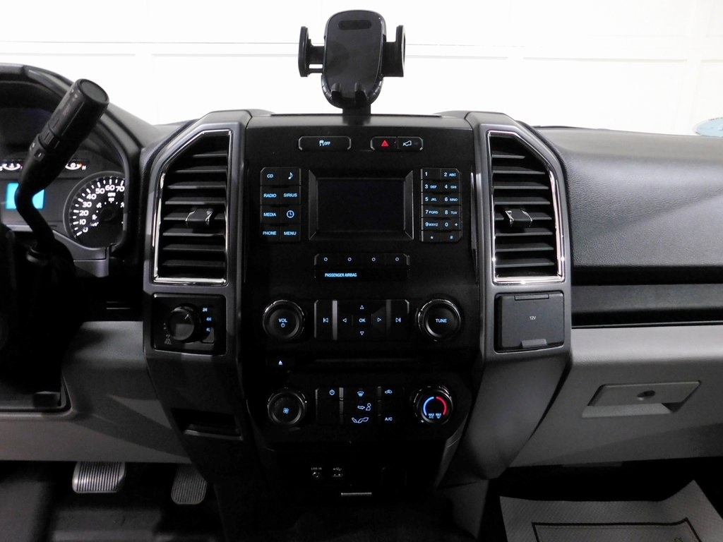 Ford F-150 XLT SuperCrew 6.5-ft. Bed 4WD 2015