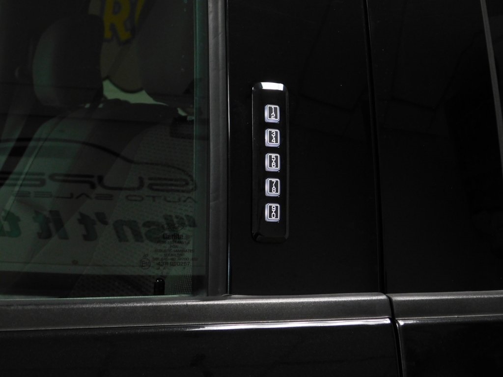 Ford F-150 XLT SuperCrew 6.5-ft. Bed 4WD 2015