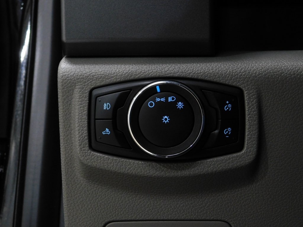 Ford F-150 XLT SuperCrew 6.5-ft. Bed 4WD 2015