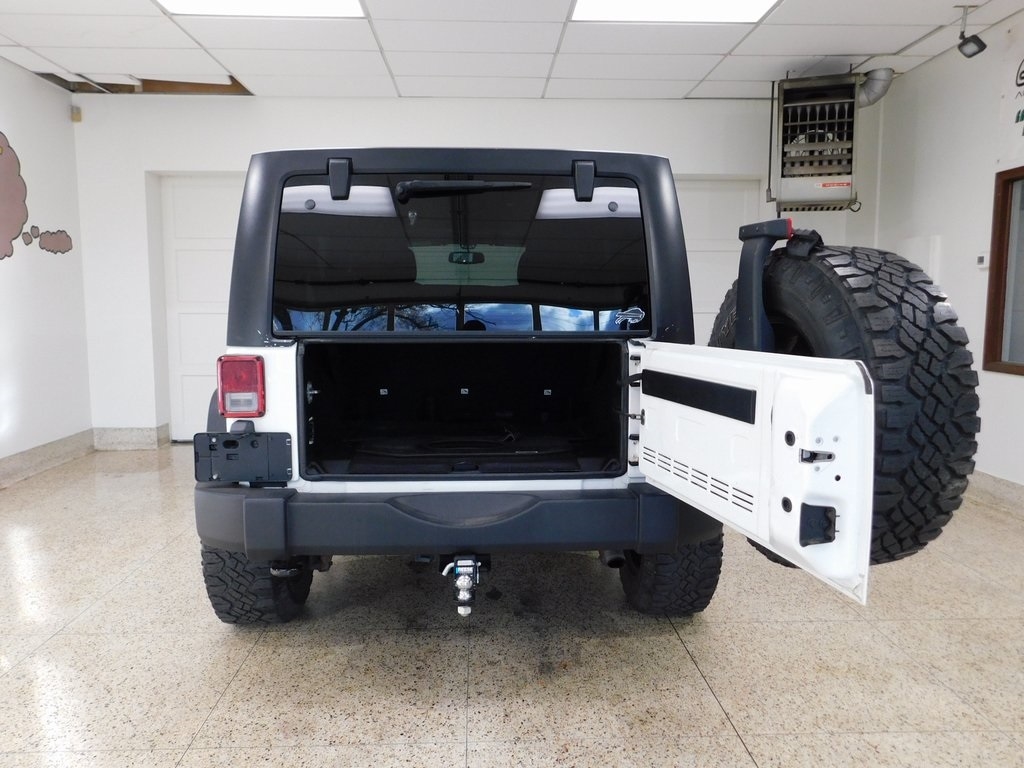 Jeep Wrangler Unlimited Sport 4WD 2017