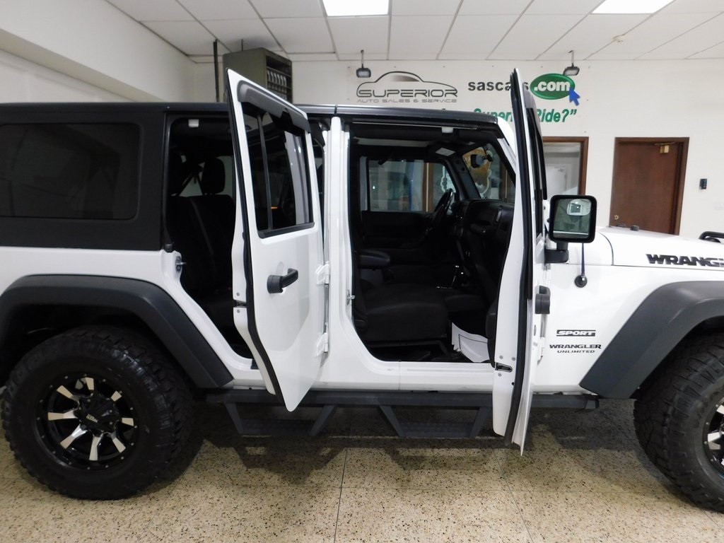 Jeep Wrangler Unlimited Sport 4WD 2017