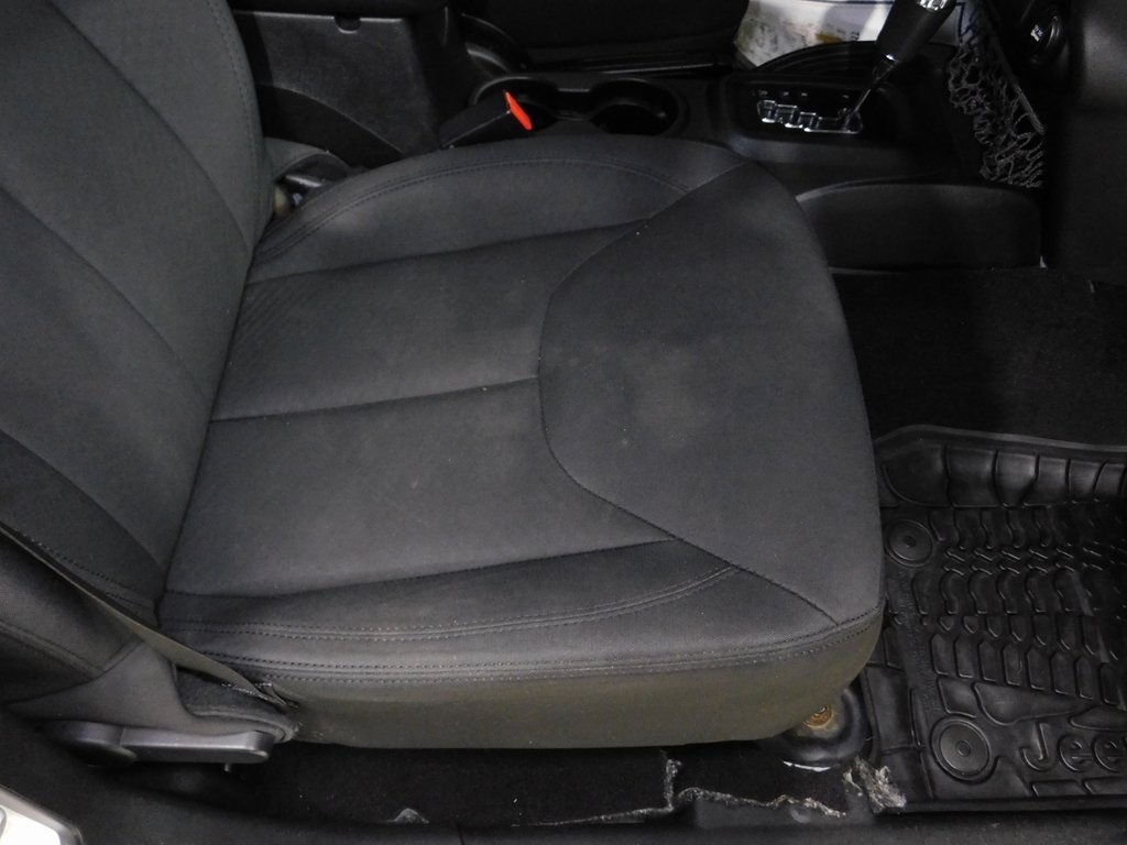 Jeep Wrangler Unlimited Sport 4WD 2017