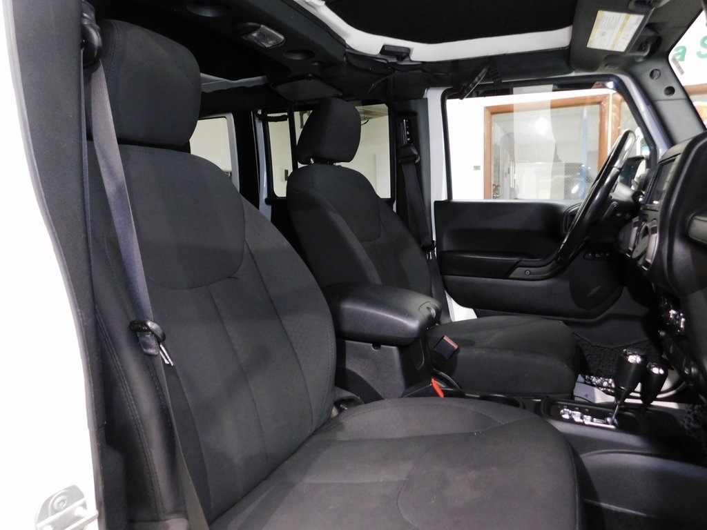 Jeep Wrangler Unlimited Sport 4WD 2017