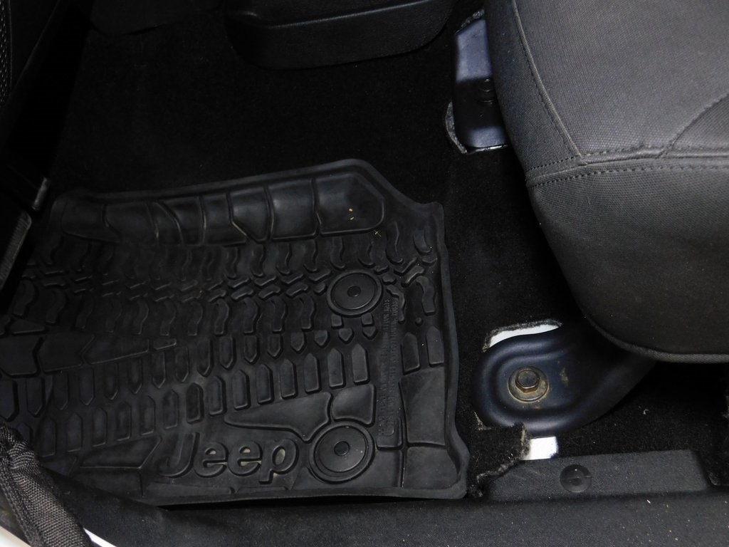 Jeep Wrangler Unlimited Sport 4WD 2017