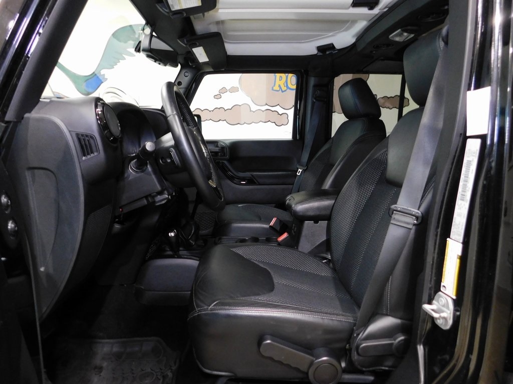 Jeep Wrangler Unlimited Sahara 4WD 2016