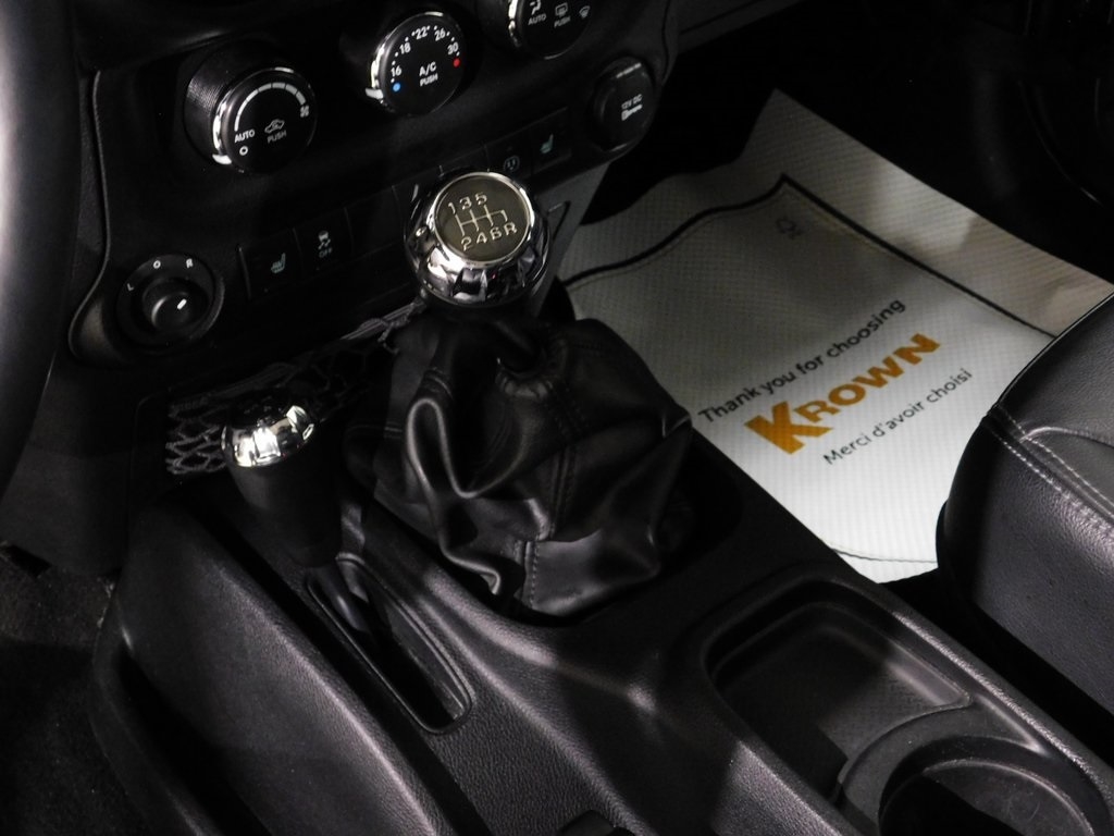 Jeep Wrangler Unlimited Sahara 4WD 2016