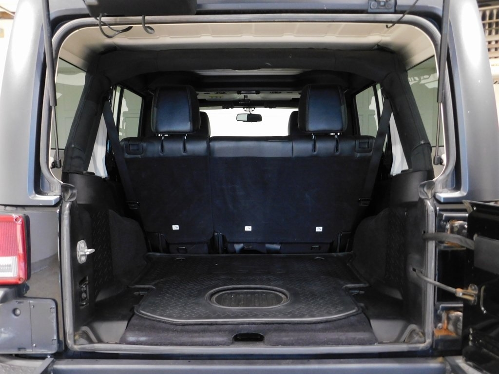 Jeep Wrangler Unlimited Sahara 4WD 2016