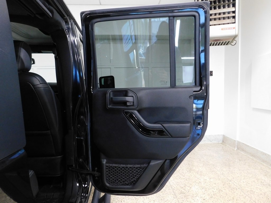 Jeep Wrangler Unlimited Sahara 4WD 2016