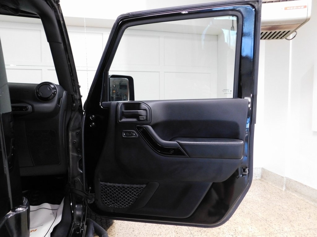 Jeep Wrangler Unlimited Sahara 4WD 2016