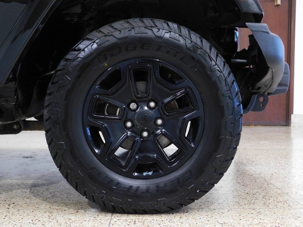 Jeep Wrangler Unlimited Sahara 4WD 2016