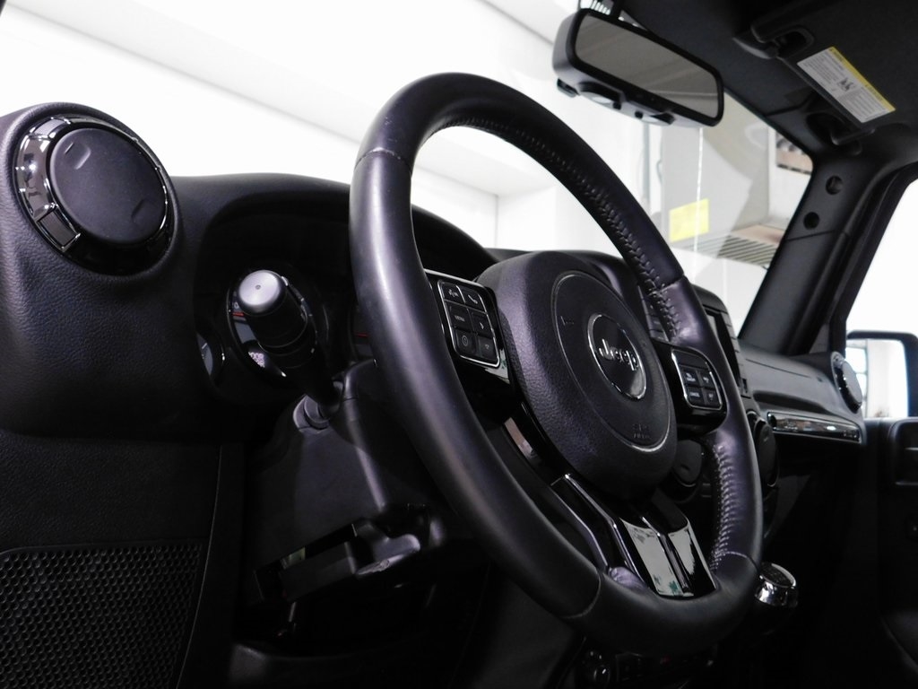 Jeep Wrangler Unlimited Sahara 4WD 2016