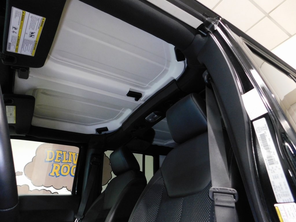 Jeep Wrangler Unlimited Sahara 4WD 2016