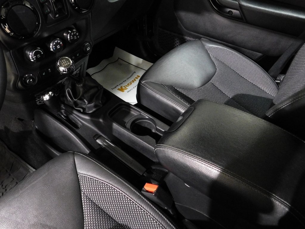 Jeep Wrangler Unlimited Sahara 4WD 2016