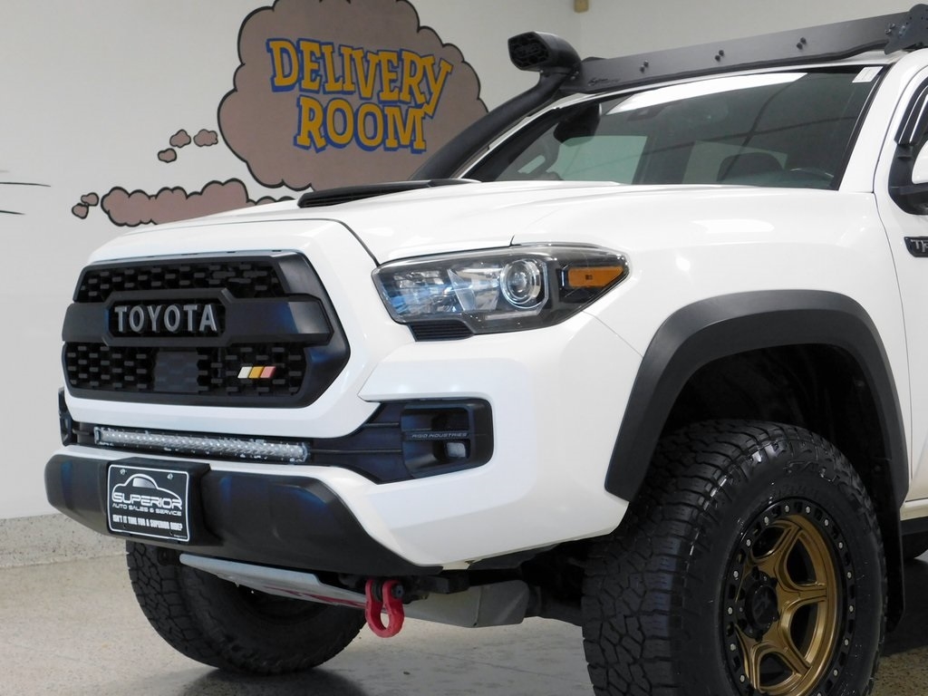 Toyota Tacoma SR5 Double Cab Long Bed V6 6AT 4WD 2019