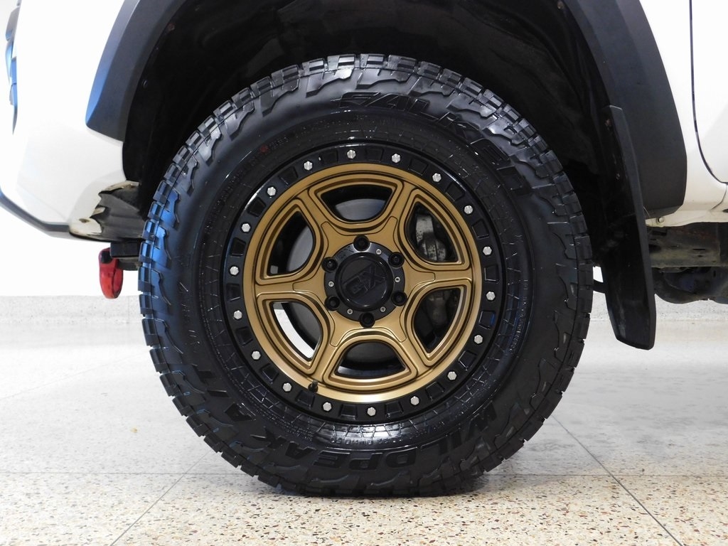 Toyota Tacoma SR5 Double Cab Long Bed V6 6AT 4WD 2019