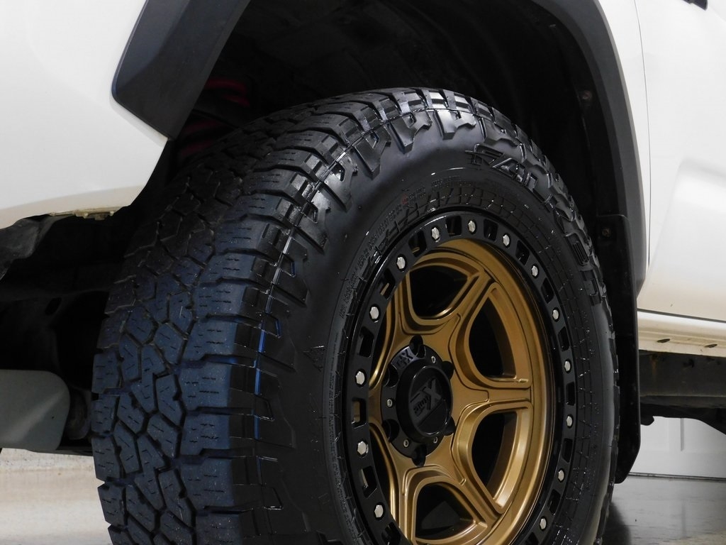 Toyota Tacoma SR5 Double Cab Long Bed V6 6AT 4WD 2019