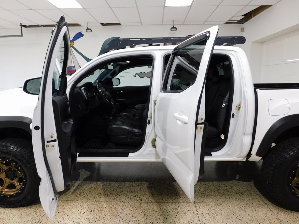 Toyota Tacoma SR5 Double Cab Long Bed V6 6AT 4WD 2019