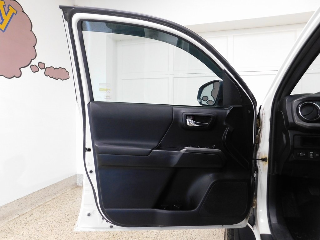 Toyota Tacoma SR5 Double Cab Long Bed V6 6AT 4WD 2019