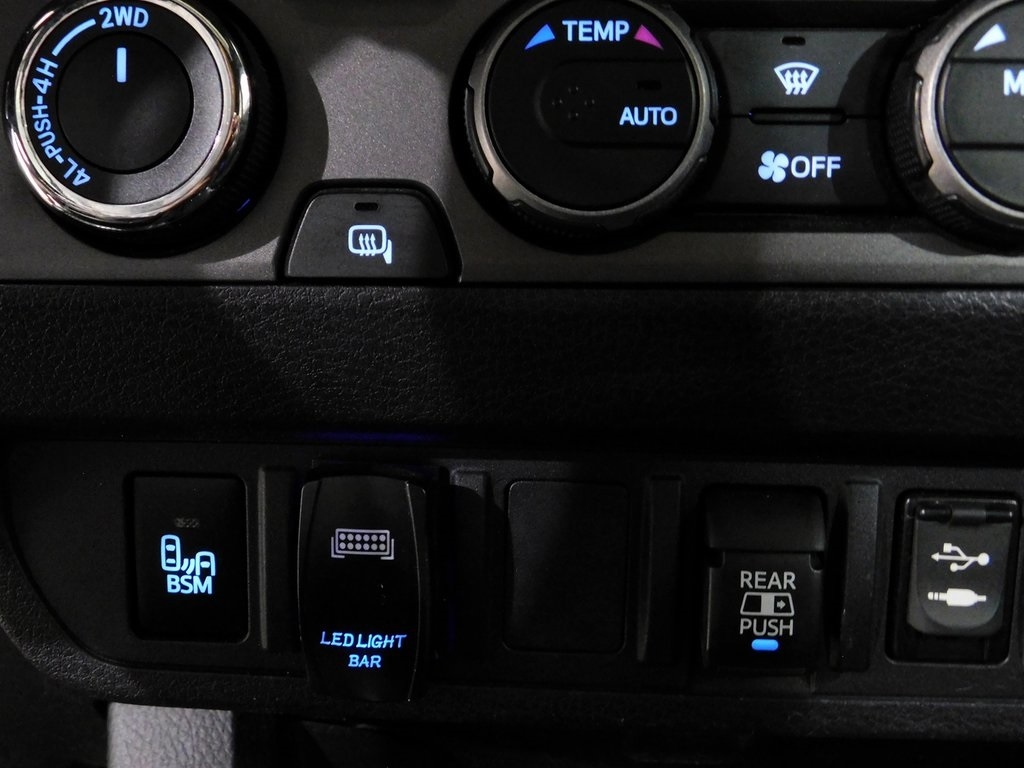 Toyota Tacoma SR5 Double Cab Long Bed V6 6AT 4WD 2019