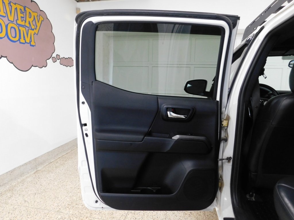 Toyota Tacoma SR5 Double Cab Long Bed V6 6AT 4WD 2019