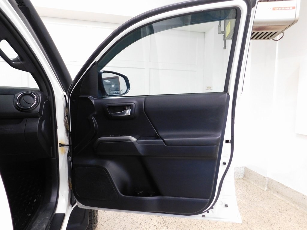 Toyota Tacoma SR5 Double Cab Long Bed V6 6AT 4WD 2019