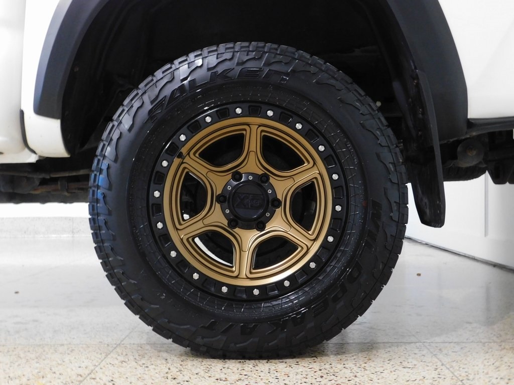 Toyota Tacoma SR5 Double Cab Long Bed V6 6AT 4WD 2019